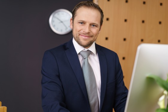 ANNONCE DIRETEUR D'HEBERGEMENT 